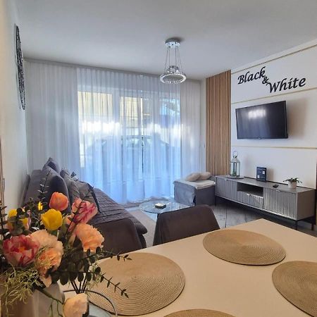 Apartament Black-White Mielno  Exteriér fotografie